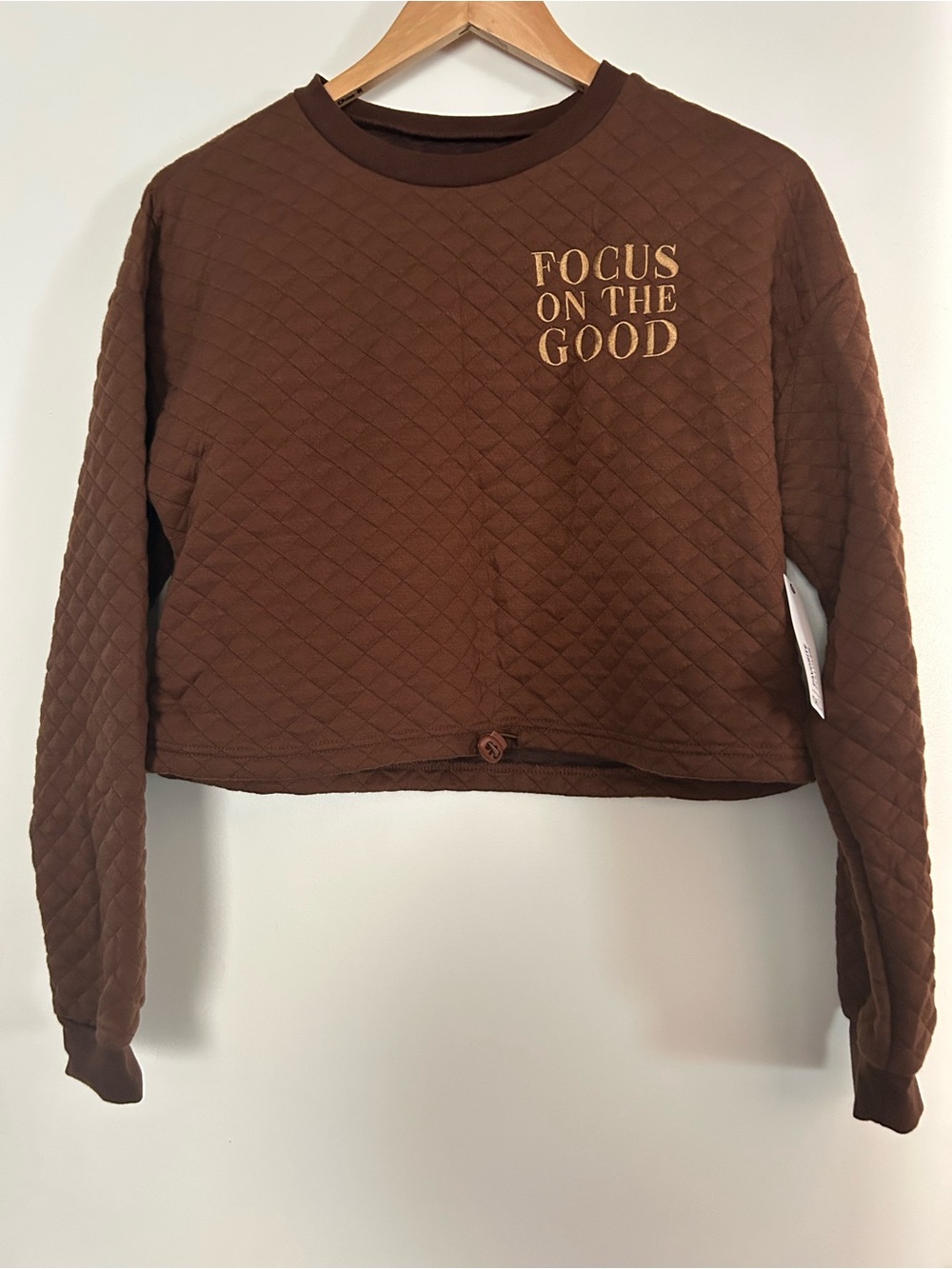 Rue21 Quilted Crop Sweatshirt in Brown with Gold Text